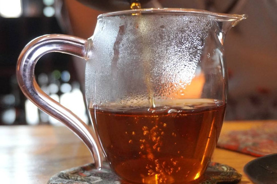 多依樹古樹茶口感 多依樹高杆古樹茶