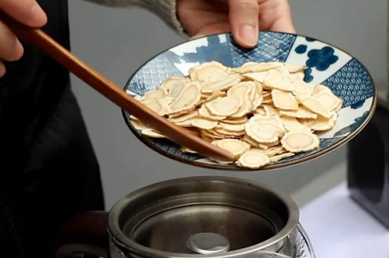 西洋参泡水喝的正确方法