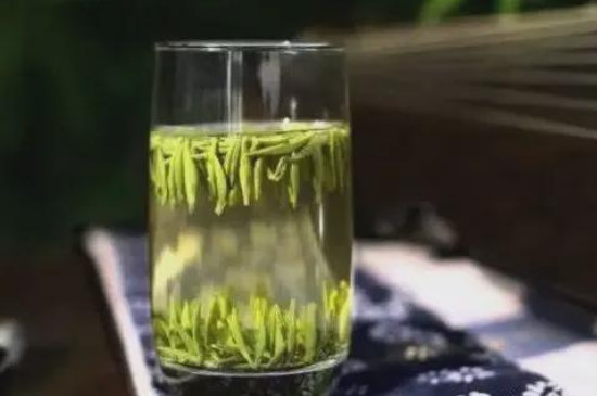 鐵觀音和碧螺春哪個高檔一點，不相伯仲