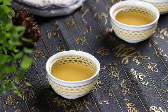 曼松古树普洱茶口感特点