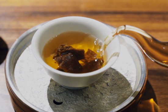 陈皮泡水喝的副作用