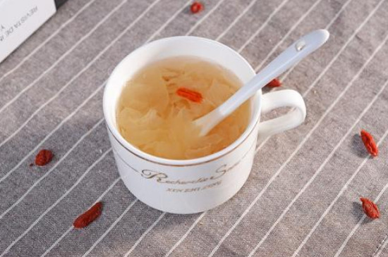 适合冬季喝的7款养生茶，多喝普洱茶可暖身还能养胃