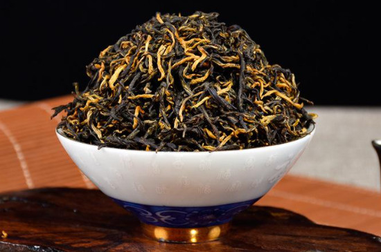 金俊眉新茶多少錢，詳解金駿眉新茶的價位