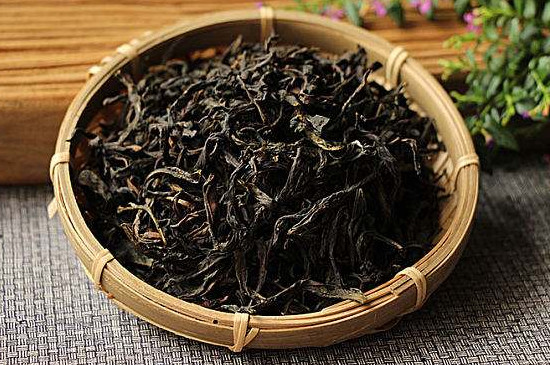 凤凰鸭屎香多少钱一斤，一斤100～500元左右