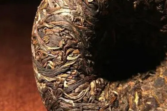 銅箐河古樹茶特點