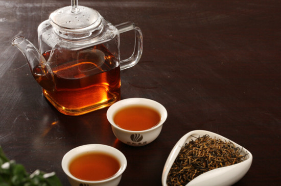 喝紅茶有什麼效果，喝紅茶對人有什麼好處