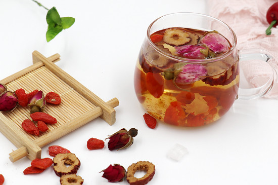 寒氣重喝什麼茶比較好，老白茶/生薑蜜蜂茶