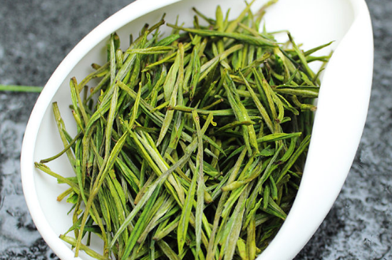 黃金芽和安吉白茶區別