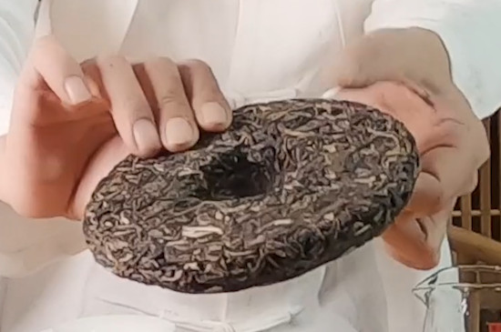 冰島是生茶還是熟茶