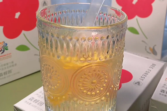 晚上喝蜂蜜水好吗