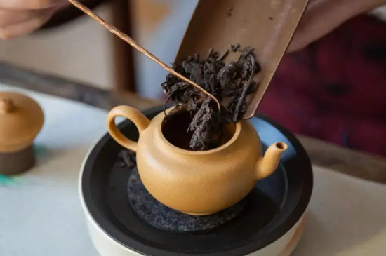 秋冬天喝什麼茶好呢