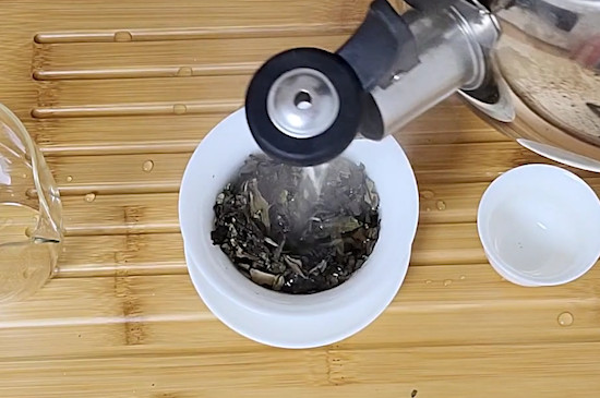 白牡丹茶保质期几年