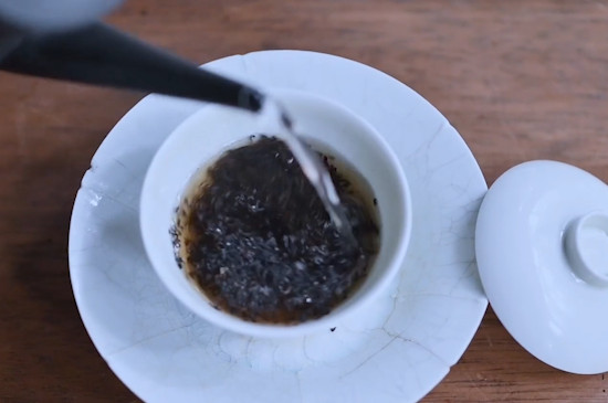 存放十年的红茶还能喝吗